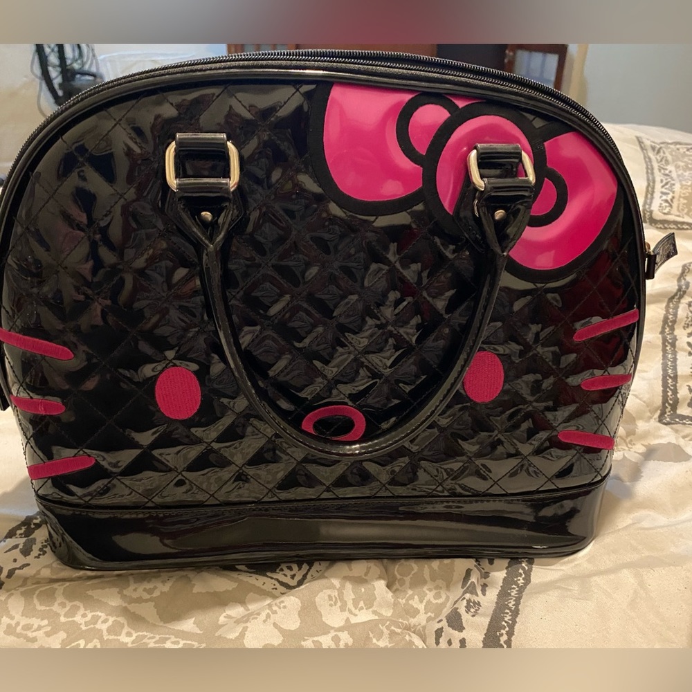 Hello kitty purse